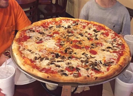 How many slices in a 20 inch Pizza
