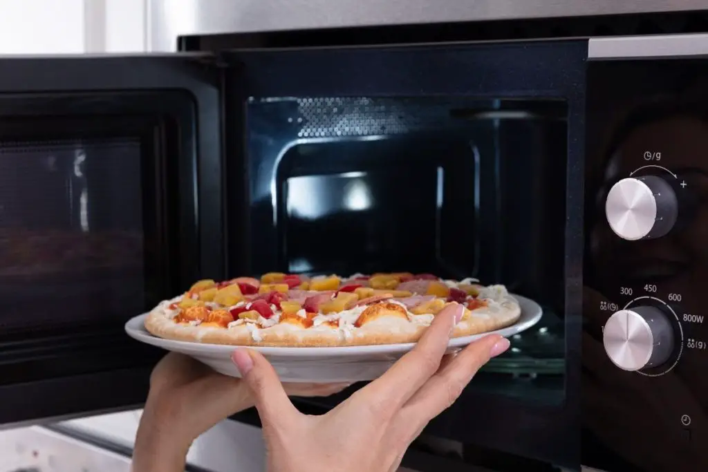 How to Reheat Deep Dish Pizza